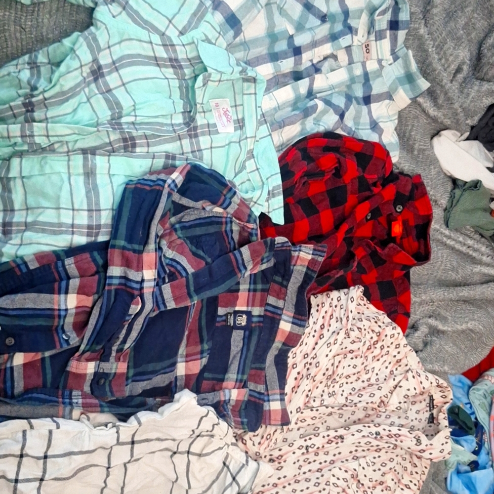 Button ups 10 to 14 is the sizes